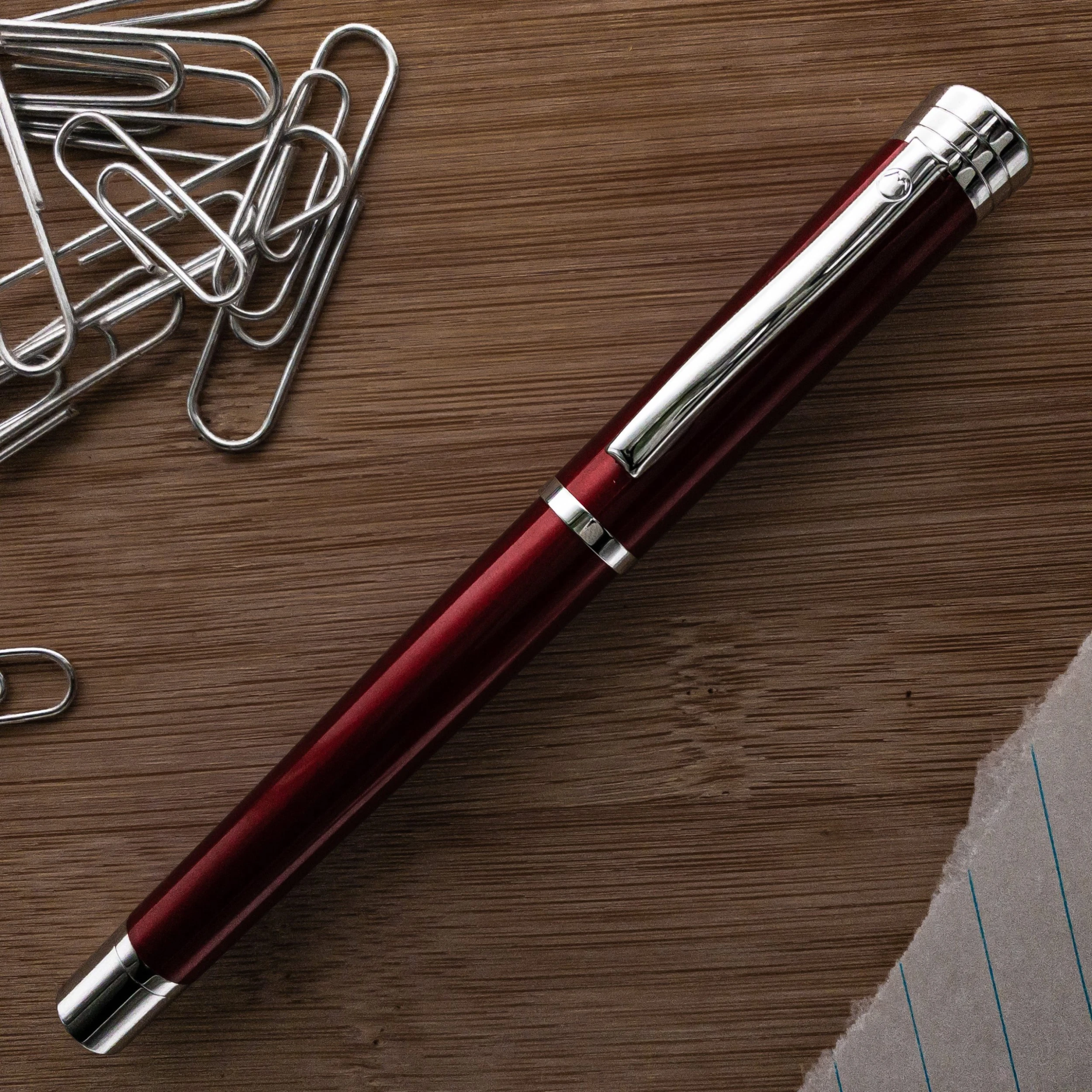 Monteverde Strata Fountain Pen, Red & Chrome 4 Monteverde Strata Fountain Pen, Red & Chrome - Image 2